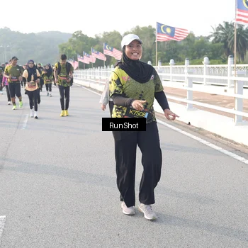 Runner Photo 6859251