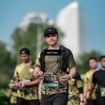 Runner Photo 6859262