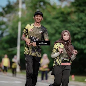 Runner Photo 6859274