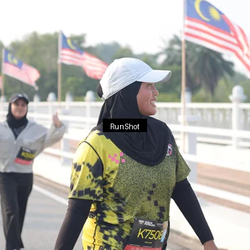 Runner Photo 6859311