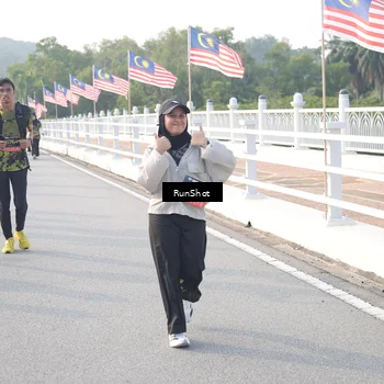 Runner Photo 6859362