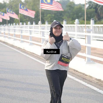 Runner Photo 6859397