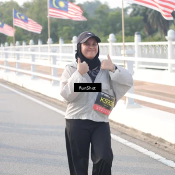 Runner Photo 6859405