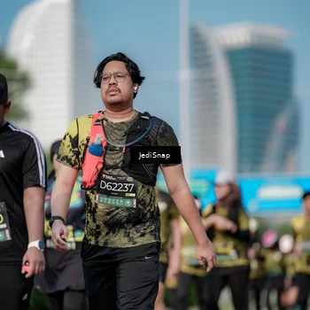 Runner Photo 6859406