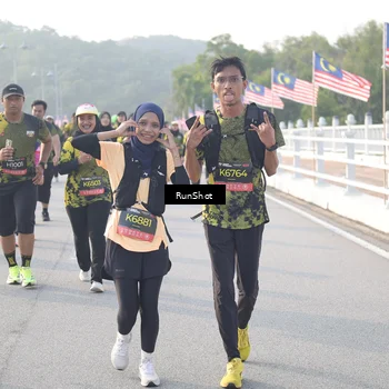 Runner Photo 6859427