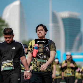 Runner Photo 6859446