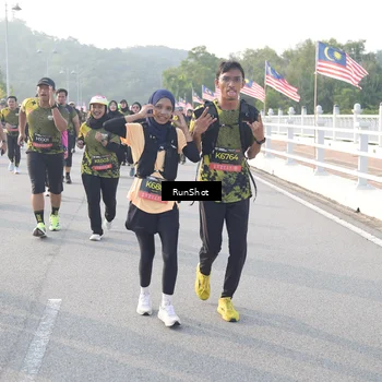 Runner Photo 6859473