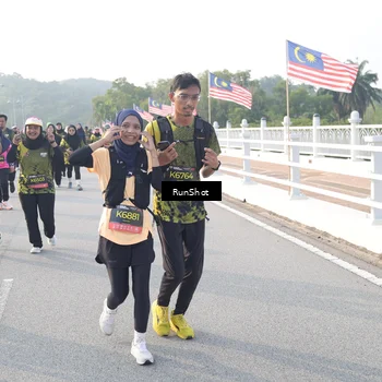 Runner Photo 6859492