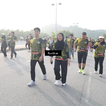 Runner Photo 6859577