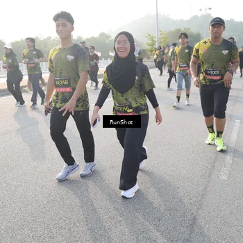 Runner Photo 6859663