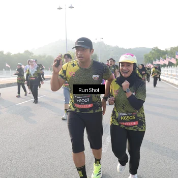 Runner Photo 6859750