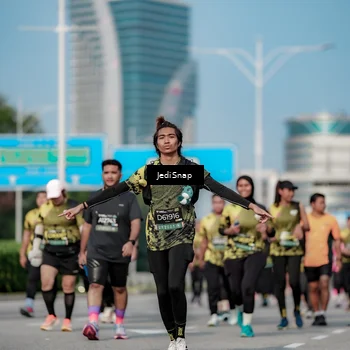 Runner Photo 6859751