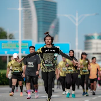 Runner Photo 6859774