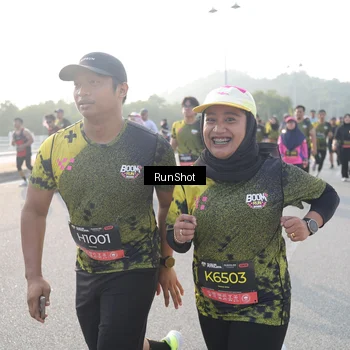 Runner Photo 6859789