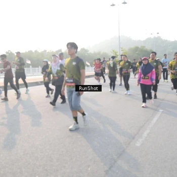 Runner Photo 6859865