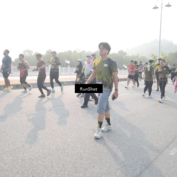 Runner Photo 6859894