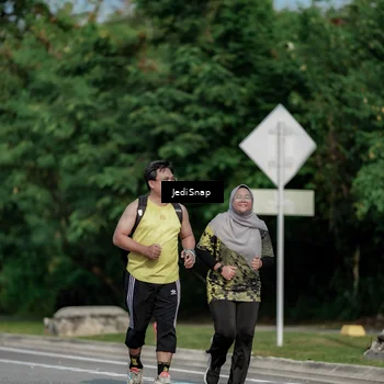 Runner Photo 6859912