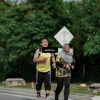 Runner Photo 6859983