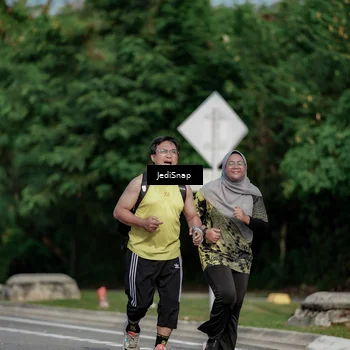 Runner Photo 6859991