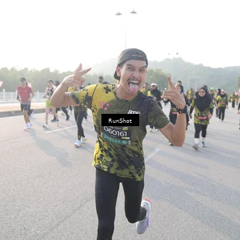 Runner Photo 6860037