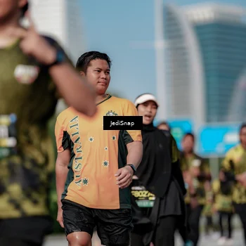 Runner Photo 6860076