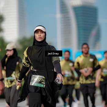 Runner Photo 6860125