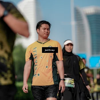 Runner Photo 6860148