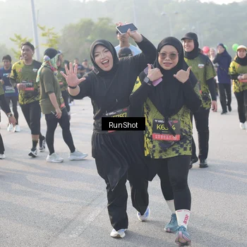 Runner Photo 6860167
