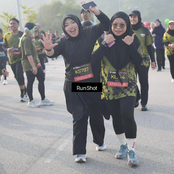 Runner Photo 6860168