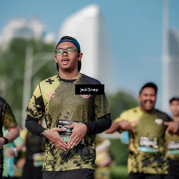 Runner Photo 6860175