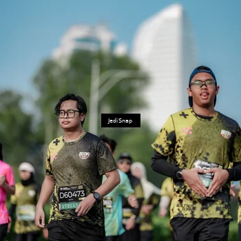 Runner Photo 6860187