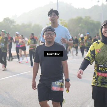 Runner Photo 6860348