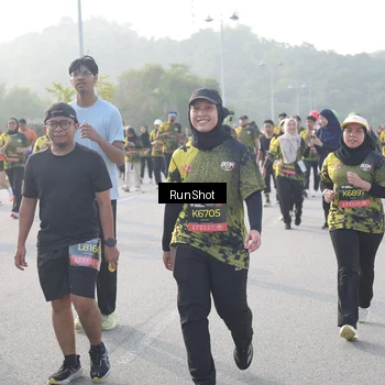 Runner Photo 6860349