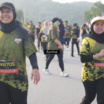 Runner Photo 6860368