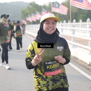 Runner Photo 6860390