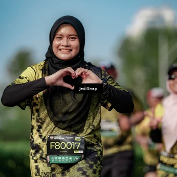 Runner Photo 6860411