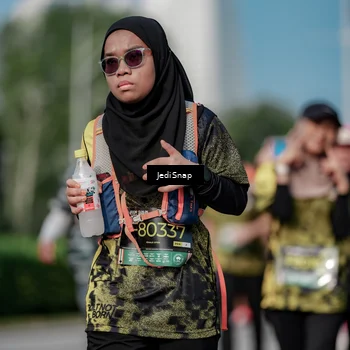 Runner Photo 6860457