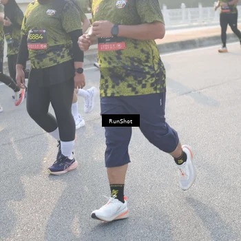 Runner Photo 6860529