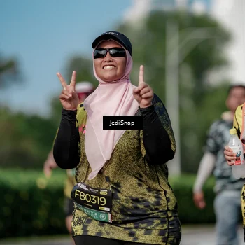 Runner Photo 6860534