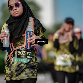 Runner Photo 6860539