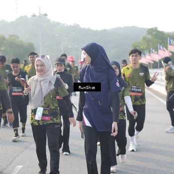 Runner Photo 6860567