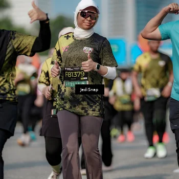 Runner Photo 6860631