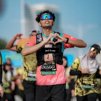 Runner Photo 6860647