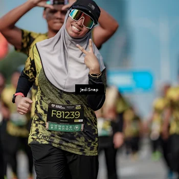 Runner Photo 6860669