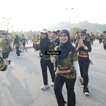 Runner Photo 6860682