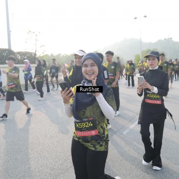 Runner Photo 6860690