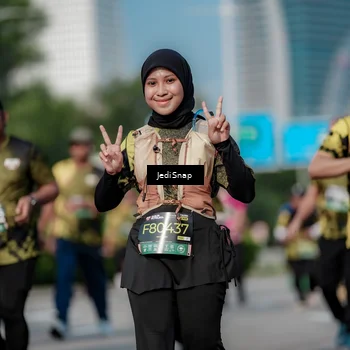 Runner Photo 6860692