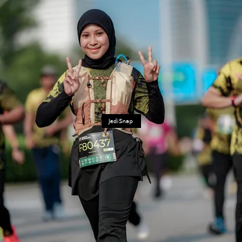 Runner Photo 6860698