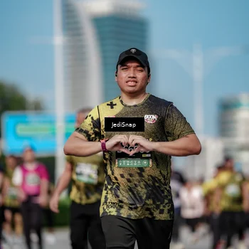 Runner Photo 6860709