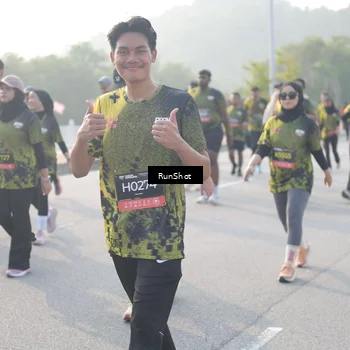 Runner Photo 6860725